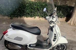 Vespa gts 300