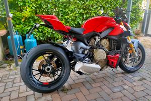 Ducati Streetfighter V4S my 23 IN GARANZIA