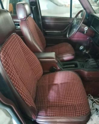 Interno completo jeep Cherokee