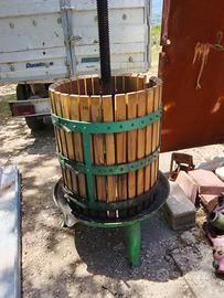 Torchio per vino