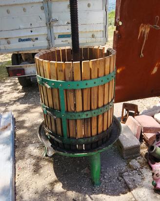 Torchio per vino