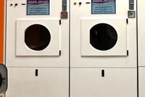 Lavatrici e asciugatrici per lavanderia self servi