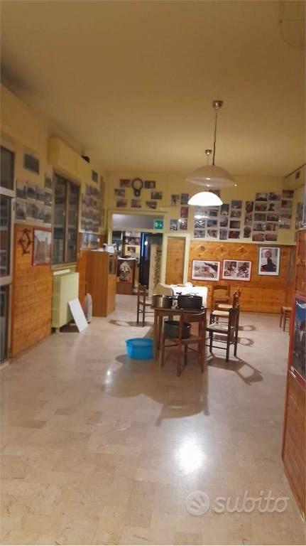 Immobile di 220 m² con più di 5 locali a Castelfra - Vista 4