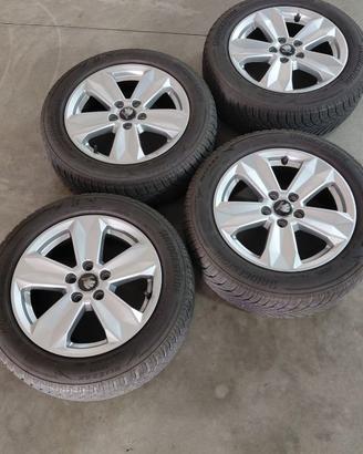 Cerchi in lega originali Audi a1 da 15 con gomme