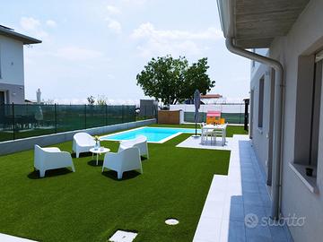 Giardino erba sintetica