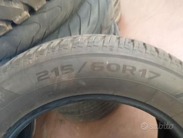 2 Gomme Gt Radial 215/60R17 (quattro stagioni)