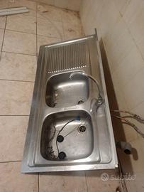 Lavandino acciaio due vasche e rubinetto compreso