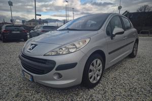 Peugeot 207 1.4 8V 75CV 5p. ONE Line