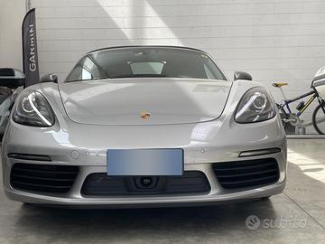 Splendida Porsche boxter 718 T
