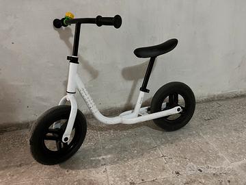 Bicicletta senza pedali