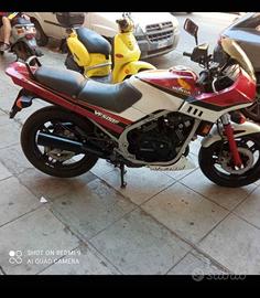 Honda VF 500 - 1986