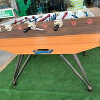 Calcio balilla vintage in legno-da sistemare