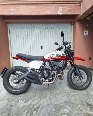 DUCATI CRAMBLER URAN MOTARD 800