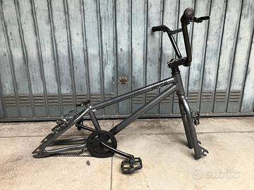 Telaio bmx manubrio pedali freni bicicletta 20