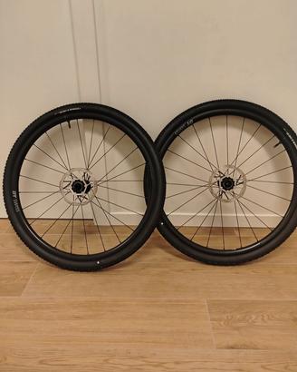 Set ruote completo DT SWISS GRAVEL LN