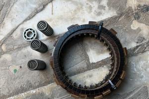 Frizione oroginale cf moto