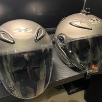 Coppia di caschi Kabuto