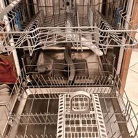 Lavastoviglie Indesit - 14 Coperti