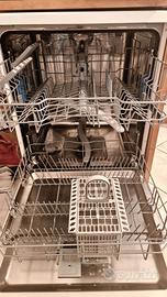 Lavastoviglie Indesit - 14 Coperti