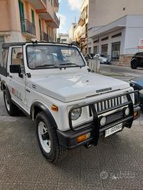 Land Rover Suzuki Samurai SJ410J