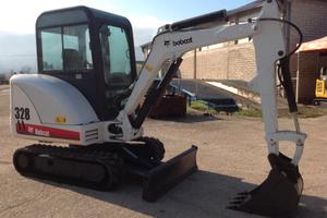 Escavatore bobcat 328