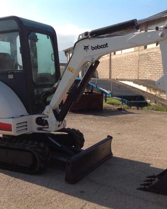 Escavatore bobcat 328