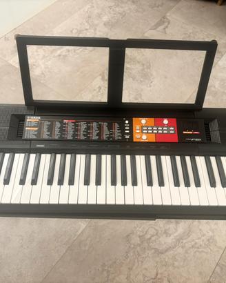 Tastiera Yamaha PSR-F51 + Stand e sgabello incluso
