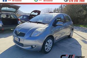TOYOTA Yaris 1.0i 69CV - NEOPATENTATI
