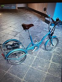 Bicicletta tre ruote elettricamente assistita