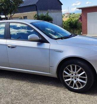 Alfa romeo 159 1.9 jtd m berlina per ricambi (2a)