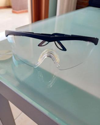 Occhiali protettivi nuovi da lavoro