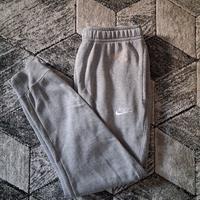 Pantaloni Nike Grigi