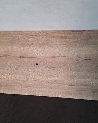 Pannello in legno non grezzo ma trattato 