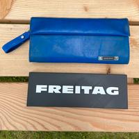 Freitag R 304 Woodhull portafoglio