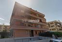 trilocale-luminoso-di-100-mq-con-balconi-box-auto