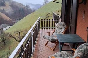 TRILOCALE CON BOX SINGOLO A ONETA