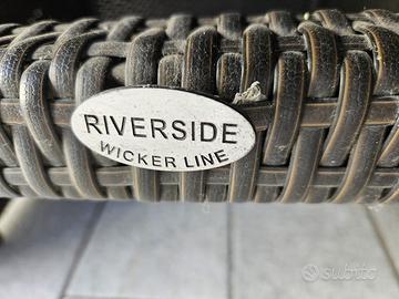 Tavolo e poltrona per esterno