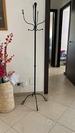 Attaccapanni nero in metallo