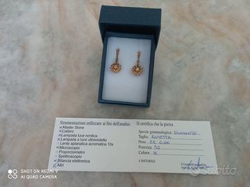 orecchini d'oro rosette di diamanti più pietra acq