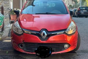 Renault clio 1.5 2013