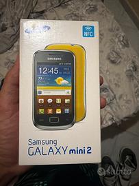Telefoni nuovi 15 disponibili