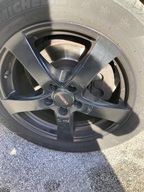 Cerchio in lega da 17”