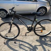 Mountain Bike Rockrider