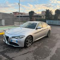 Alfa giulia 180 cv super Q2 super