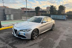 Alfa giulia 180 cv super Q2 super