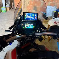 Moto guzzi v85 tt travel