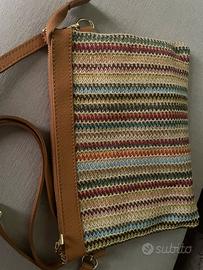 Borsetta a busta in pelle e tessuto