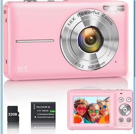 Fotocamera digitale nuova