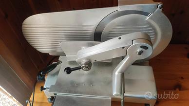 affettatrice professionale 