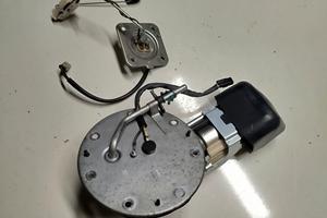 pompa benzina Honda Cb 1000 r